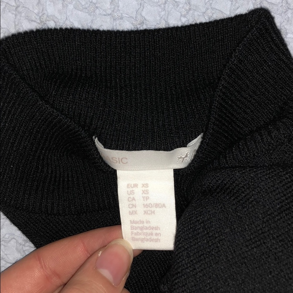 Black sweater dress - Picture 2 of 5